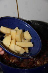 美味的香辣排骨做法图解6)