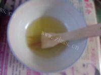 美味的豆渣鸡蛋饼做法图解7)