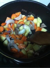 美味的咖喱牛肉饭做法图解6)