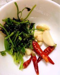 好吃的干锅虾做法图解2)