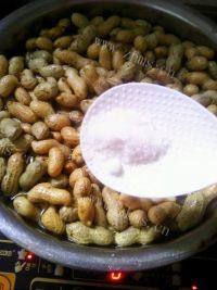 下酒菜水煮花生做法图解3)