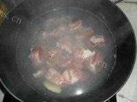 山药红枣排骨汤的做法图解三