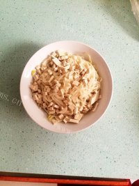 营养丰富的油泼面做法图解9)