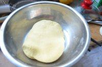 自己做的玉米面豆沙包做法图解3)