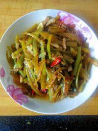家常菜西芹炒肉丝