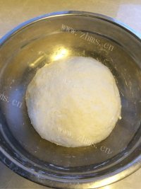 鸡蛋芹菜馅包子做法图解1)