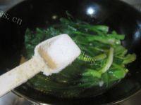 意犹未尽的蚝油菜心做法图解8)