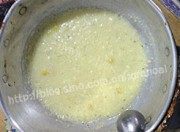 美味的酥皮玉米浓汤做法图解8)