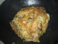 香脆的酥鲫鱼
