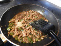 家常菜肉末烤茄子做法图解12)