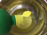 自制草莓巧克力蛋糕做法图解6)