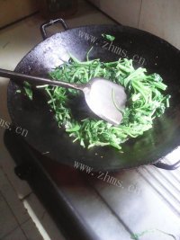自制西红柿小白菜做法图解4)
