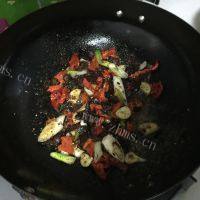 自制干锅土豆片做法图解10)