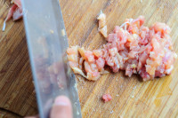 鲜美的香菇鸡肉酱做法图解3)