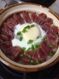 好吃的腊味煲仔饭做法图解8)