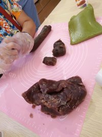 特色美食冰皮月饼做法图解2)