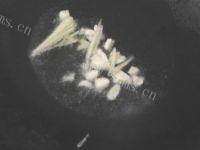 十分诱人的红烧肉做法图解3)
