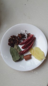 家常牛肉面做法图解3)