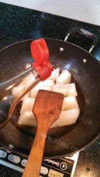 色味俱佳的酱焖冬瓜做法图解3)