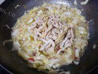 美味的泡菜苕粉肉丝做法图解9)