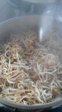 食欲满满的肉丝炒豆芽做法图解4)