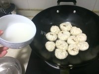 早餐之水煎包做法图解4)