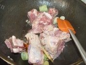 家常菜酱烧小土豆做法图解3)