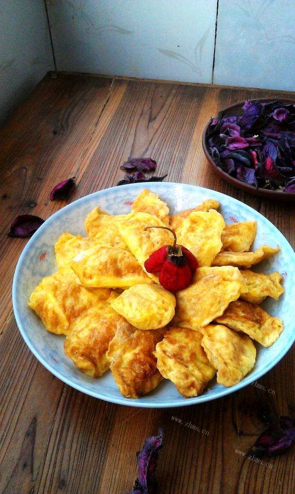 五味俱全的蛋饺