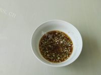 爽口的蒜泥茄子做法图解6)