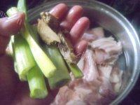 味道不错的红烧牛肉做法图解3)