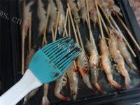美味的烤虾串做法图解8)