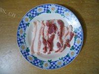 「美味可口」辣白菜炒五花肉做法图解1)