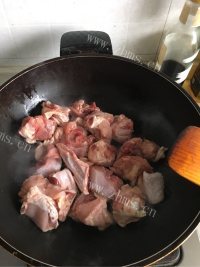 家常菜土豆焖鸡做法图解3)