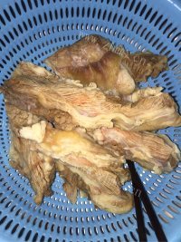美味的焖牛腩做法图解1)