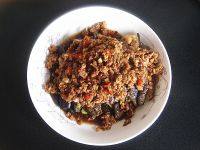 诱人的肉末蒸茄子