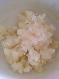 回味无穷的冰皮月饼做法图解1)
