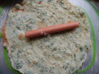 美味的芹菜叶卷火腿饼做法图解12)