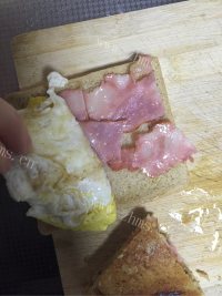 美味营养的三明治做法图解2)
