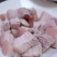 美味的焦糖啤酒红烧肉做法图解1)