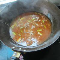 家常菜麻辣水煮牛肉