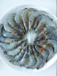 美味的蒜蓉粉丝虾—夏日清蒸做法图解7)