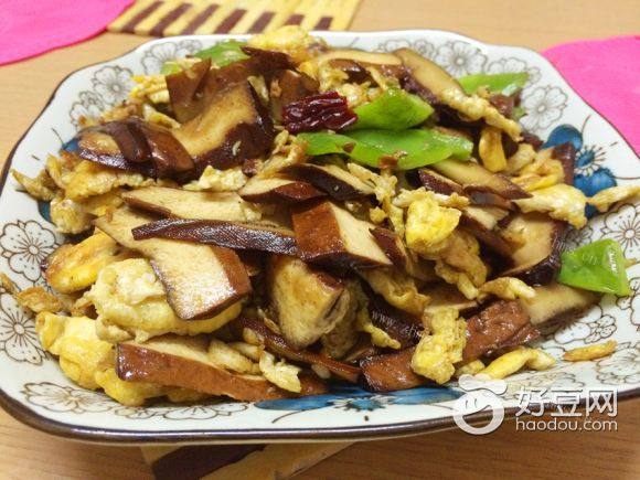 豆腐干炒鸡蛋