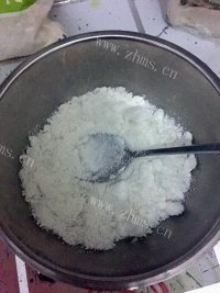 美味的紫薯凉糕做法图解1)