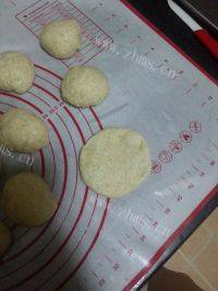 好吃的全麦红豆面包做法图解4)