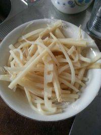 家常鱼香肉丝做法图解2)