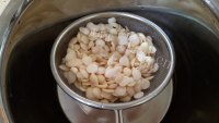 美味的桂花杏仁奶豆腐做法图解1)