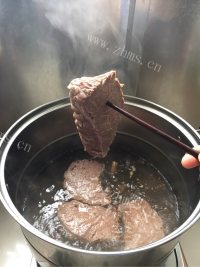 美味的麻辣牛肉条做法图解4)