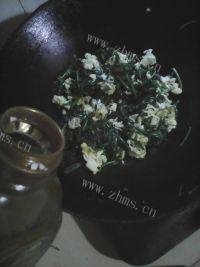 营养的西葫芦韭菜鸡蛋做法图解5)