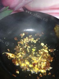 鲜香的酸辣白菜做法图解5)