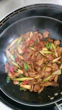 家常菜蒜香回锅肉